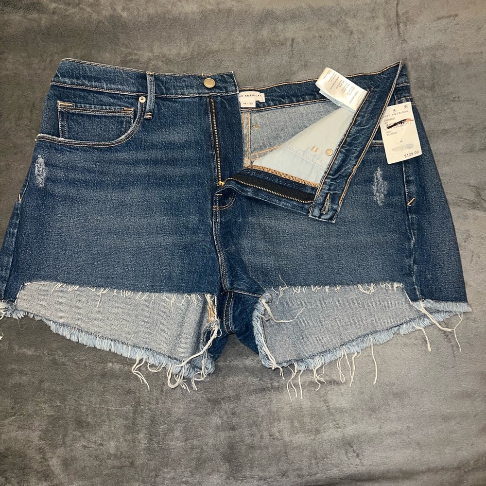 NWT—Good American, Jean Shorts, W14